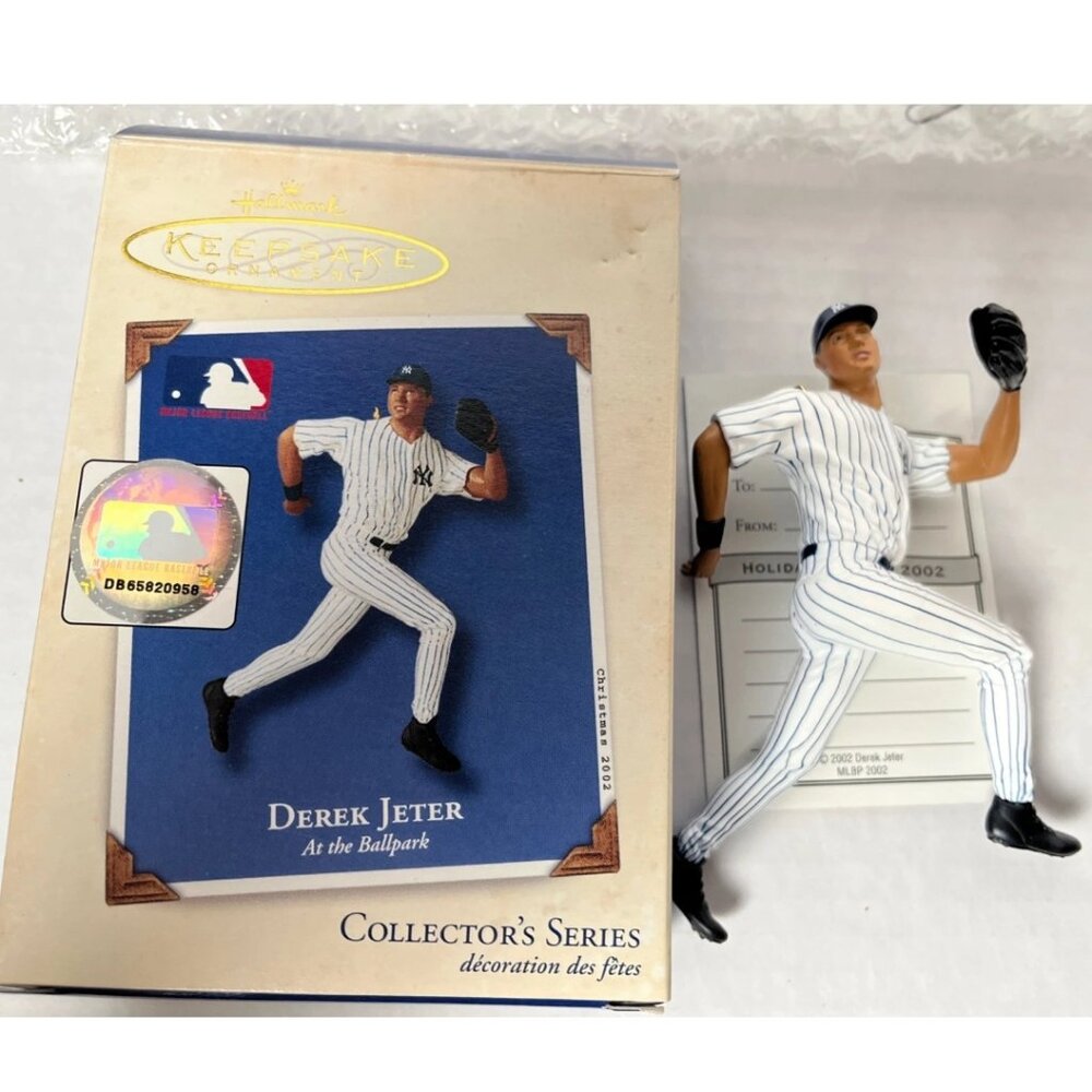 Derek Jeter Hallmark 2002 MLB Keepsake Ornament New York Yankees Baseball